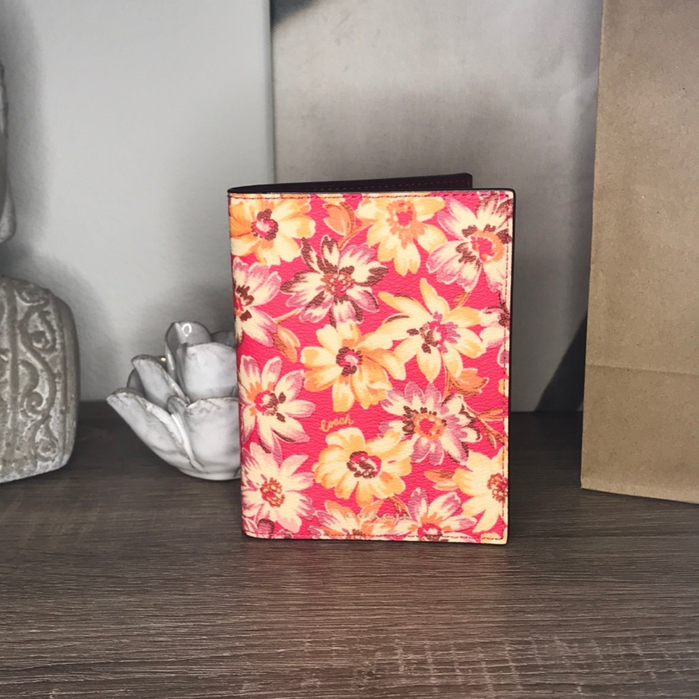 Coach passport wallet